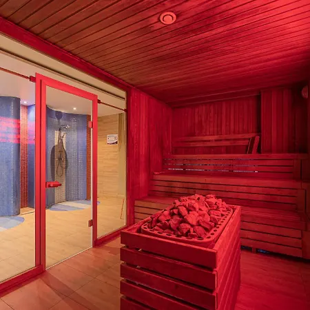 Anastasia&raisa Bukarest